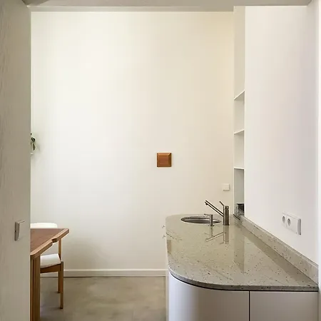 Visitting - Gwarna Apartment