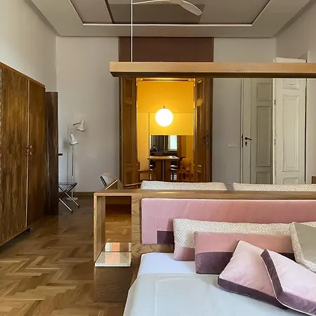 Visitting - Gwarna Apartment