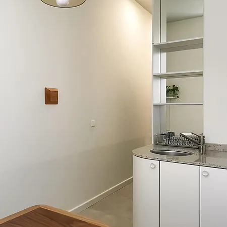 Apartment Visitting - Gwarna