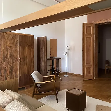 아파트 Visitting - Gwarna *