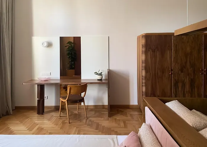 Visitting - Gwarna شقة فروتسواف