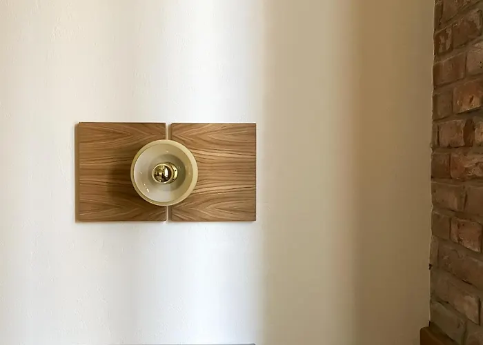 Visitting - Gwarna فروتسواف