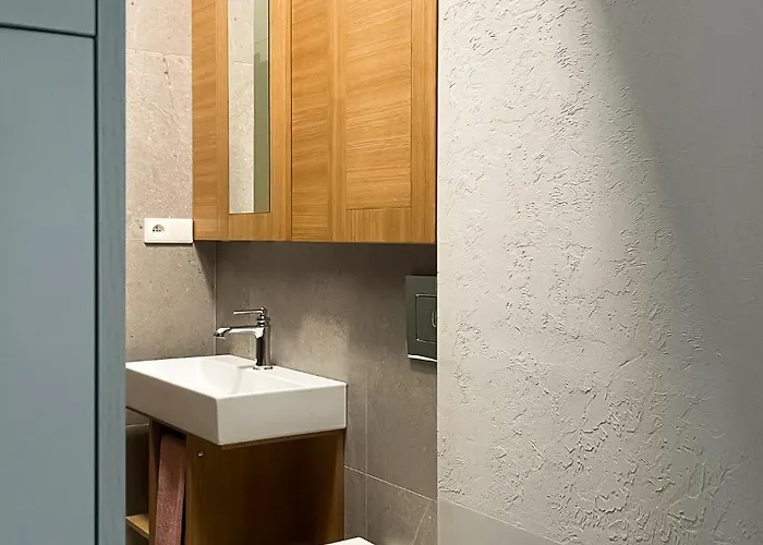 Visitting - Gwarna شقة فروتسواف